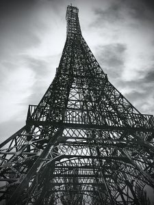 Europa Park Madrid Eiffel tower