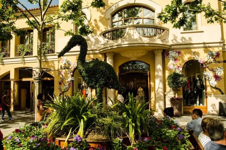 Las Rozas Village luxury brands outlet 70 off - madridallincluded.com