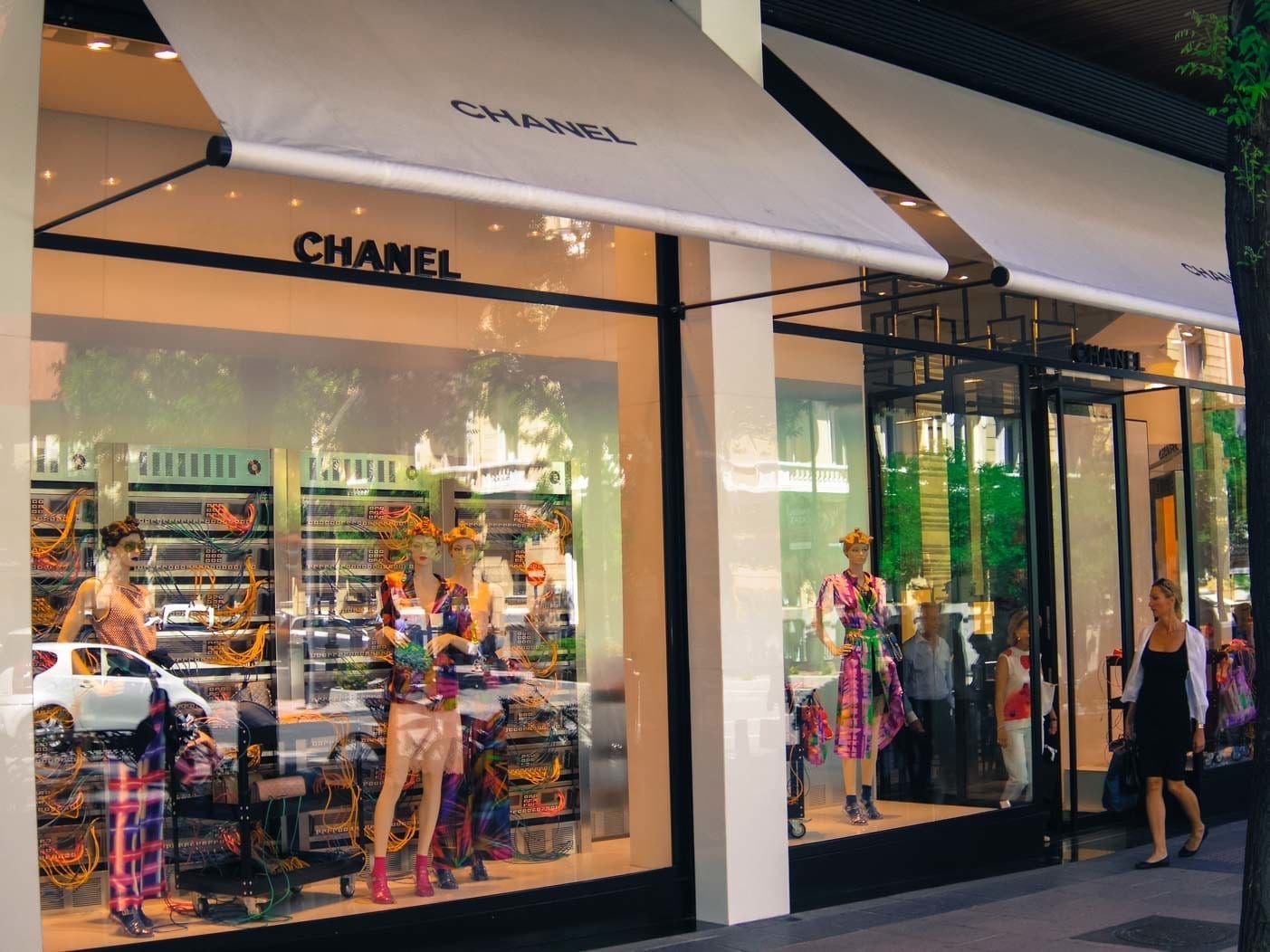 Madridallincluded-Madrid-Chanel-luxury-shop Madridallincluded.com